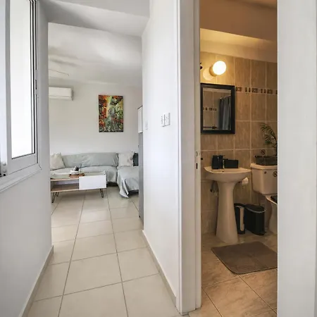Olive Retreat - 1 Bdr - Pool, Balcony, Parking Appartement Paphos