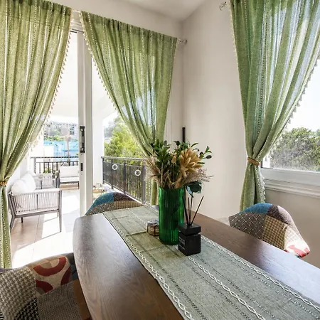 Olive Retreat - 1 Bdr - Pool, Balcony, Parking Apartman *